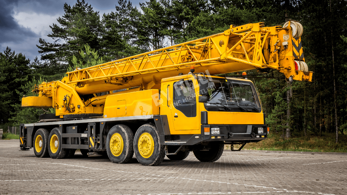 Selçuk Mobil Teleskopik Vinç